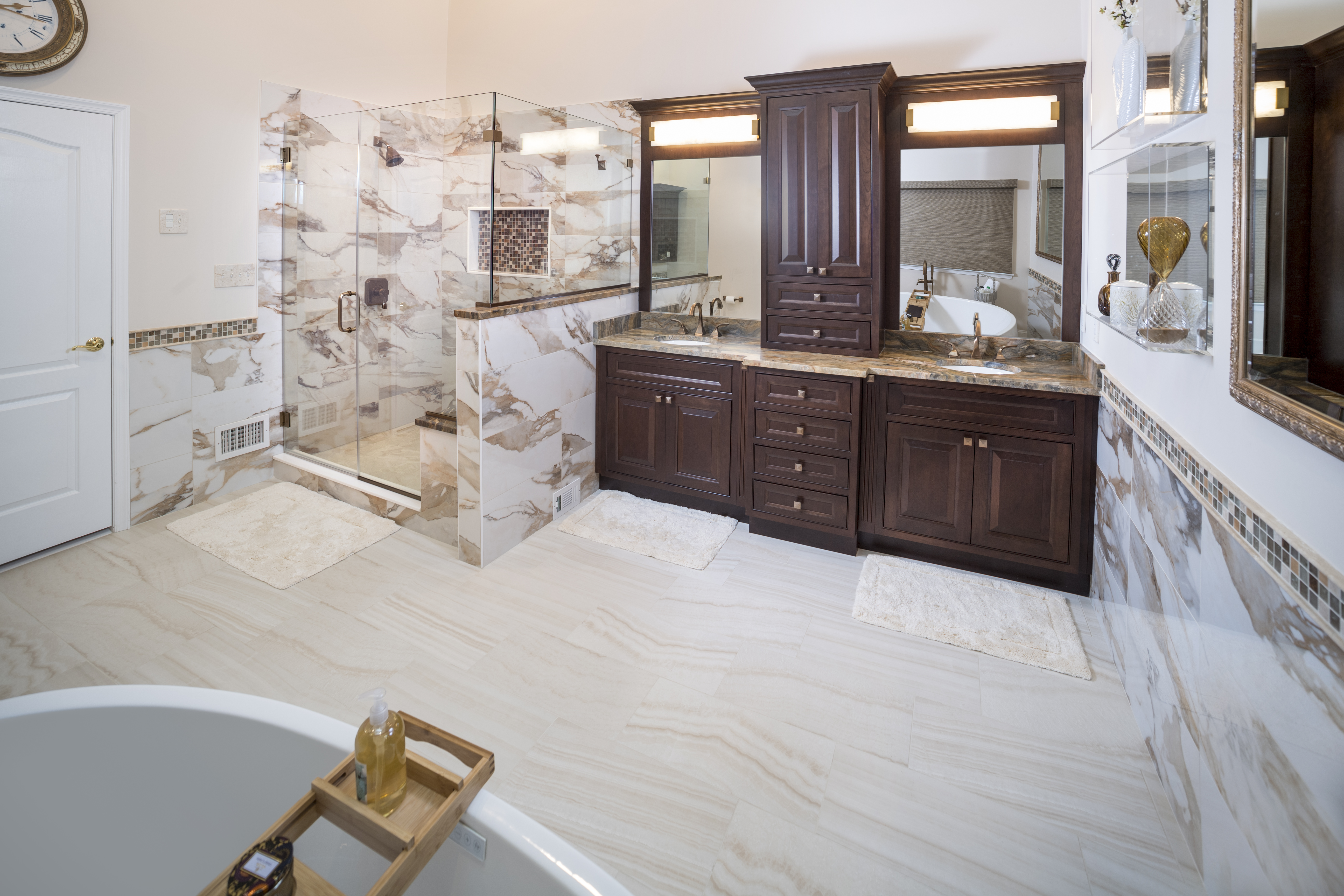 Classic bathroom remodel in Gladwyne by B&B Associates Creations — photo 2